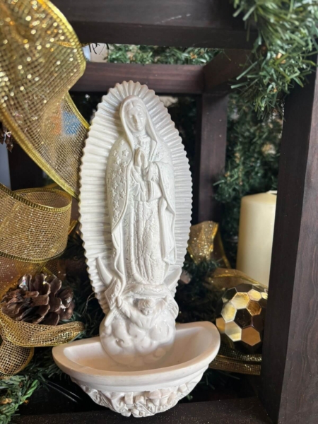 Pileta Virgen de Guadalupe